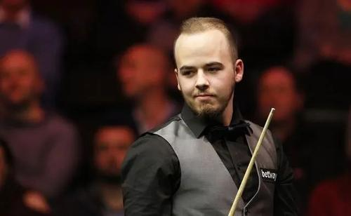 高的社会责 高的社会责