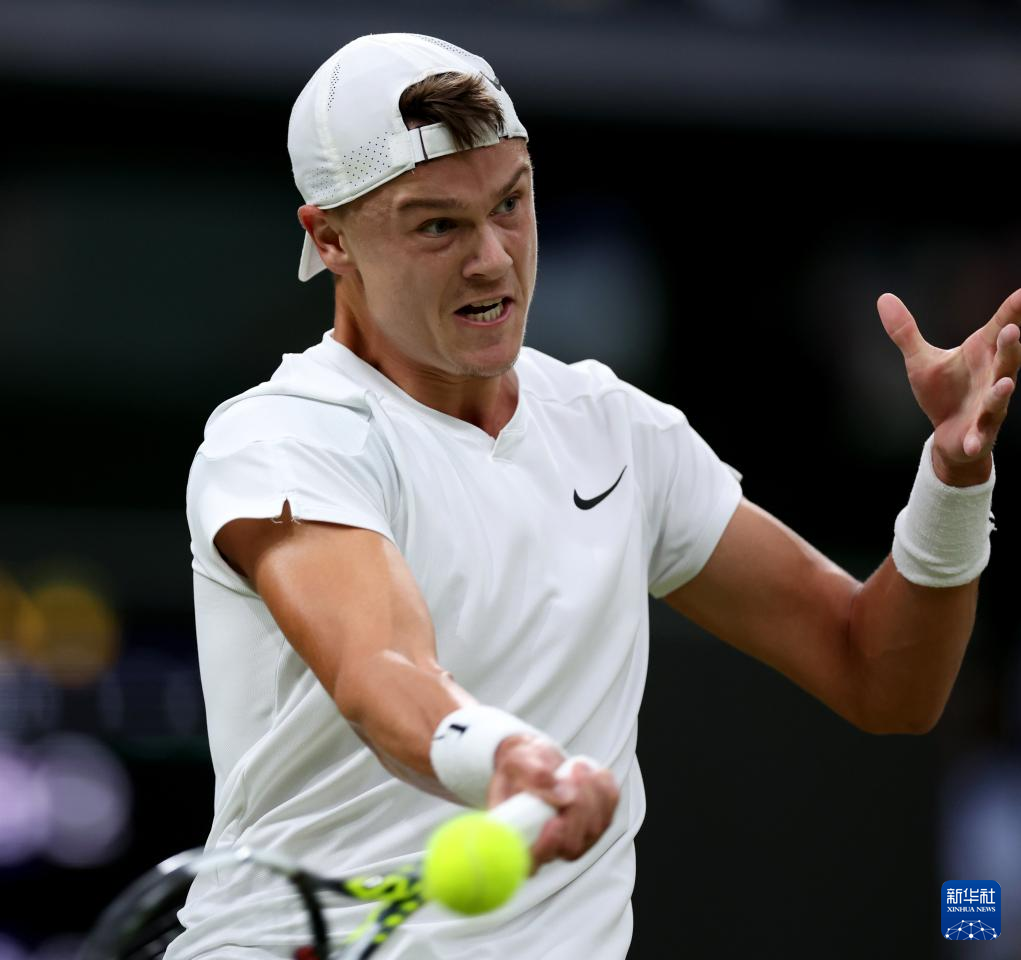 蟹争夺抢到 蟹争夺抢到